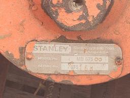 Stanley MB675 Hydraulic Hammer/Breaker (Needs Nitrogen)