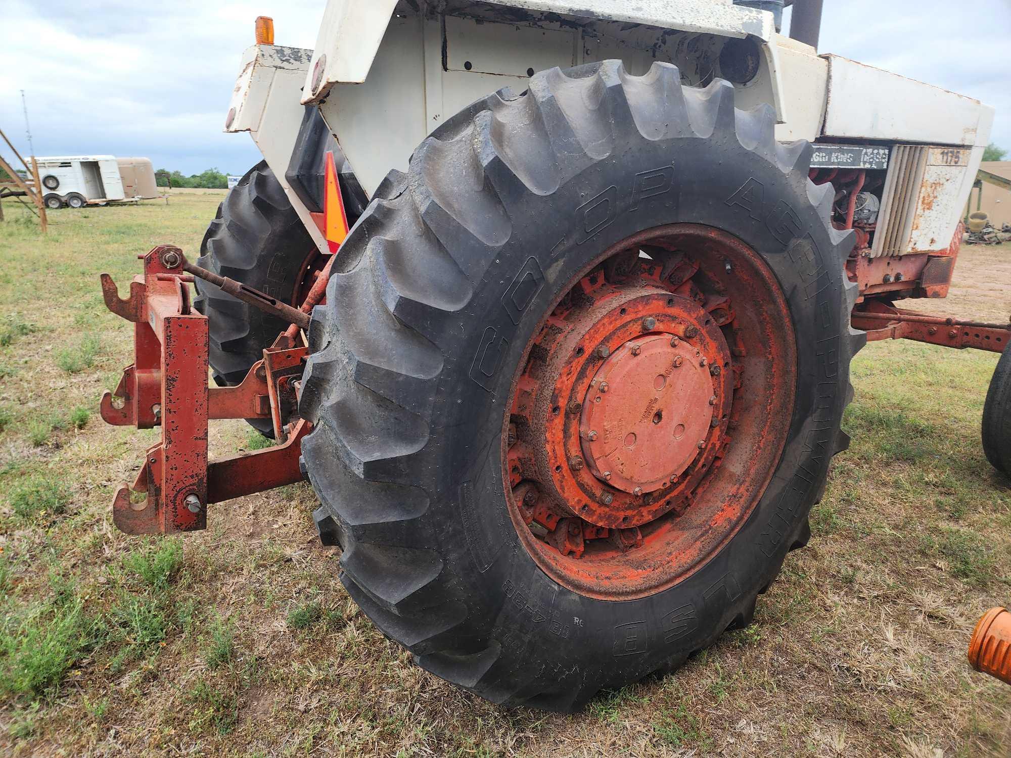 1974 Case Agri King 1175 Tractor w/(2) Tractor Tires 18.4-38 on 16" Rims, 15-38