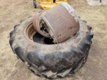 2 Good Year Tractor Tubeless Tires 380/80R38 and 2 Rims