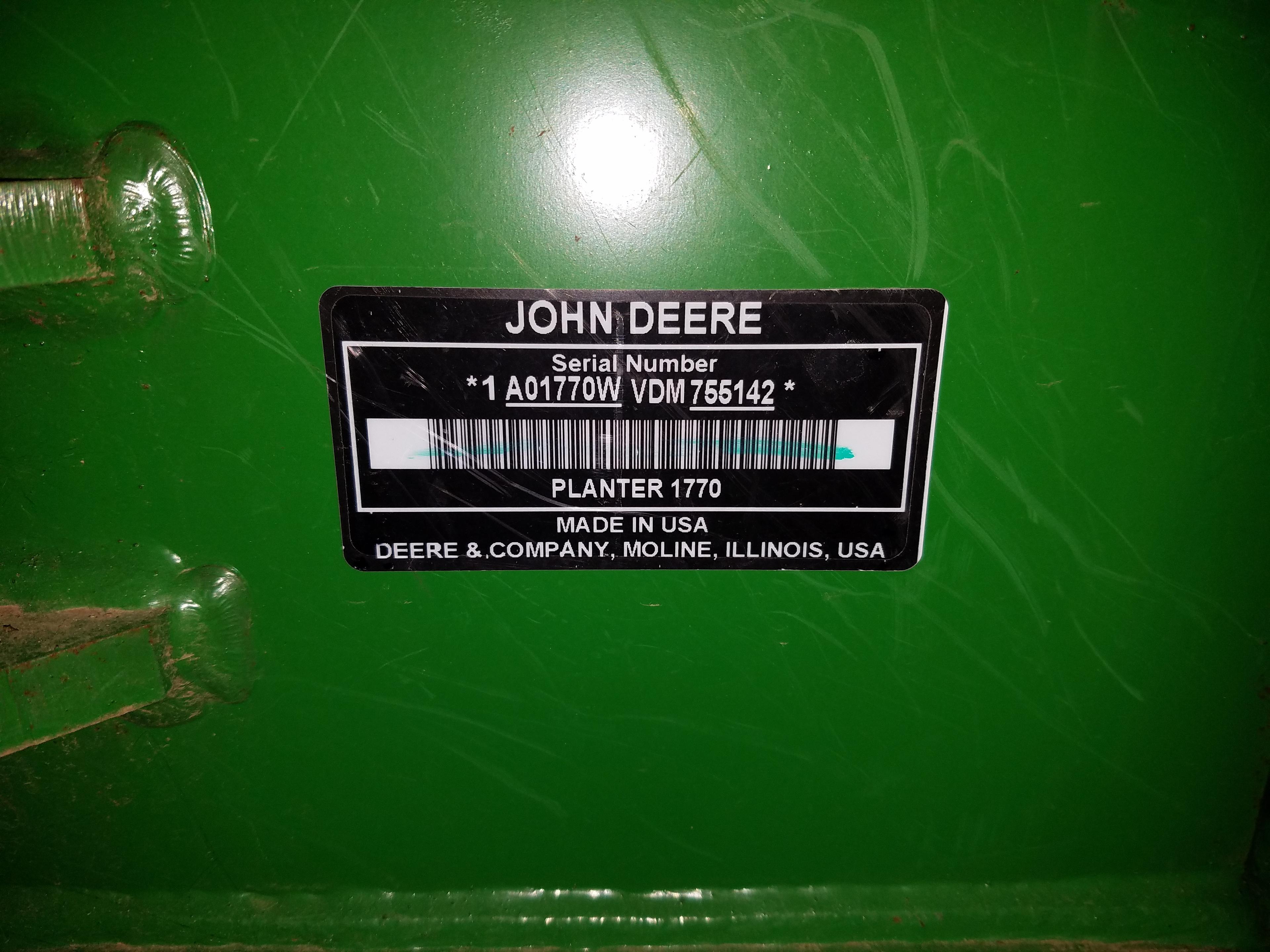 2013 John Deere 1770NT 12 Row Planter