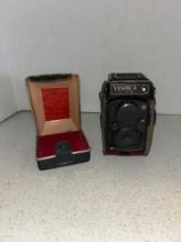Yashica MAT 124G TLR twin lens reflex camera appears to work well
