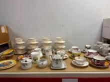 tea cups saucers miscellaneous porcelain pieces
