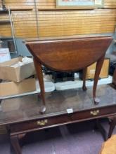 Cherry queen sofa table drop leaf Lamp table