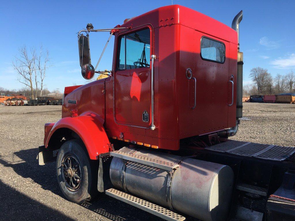 1993 KENWORTH T800 T/A TRUCK TRACTOR;