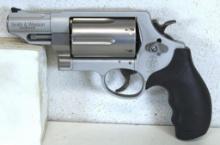 Smith & Wesson Governor .45 Colt-.45 ACP-.410 Ga. Double Action Revolver 2 3/4" Barrel... SN#DWR8380