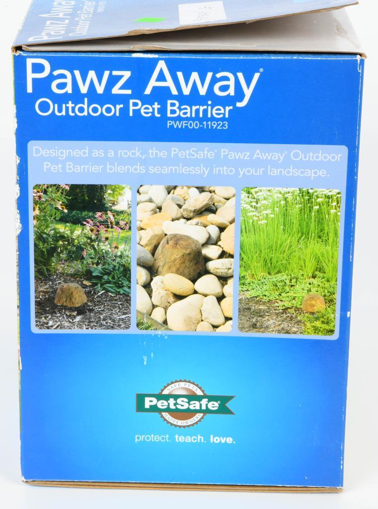 PAWZ AWAY Outdoor Pet Barrier "PetSafe"