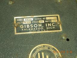 VINTAGE 1934 GIBSON AMP