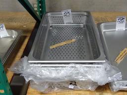 NEW FULL SIZE 4" DEEP PERFORATED STEAM PANS (X6)