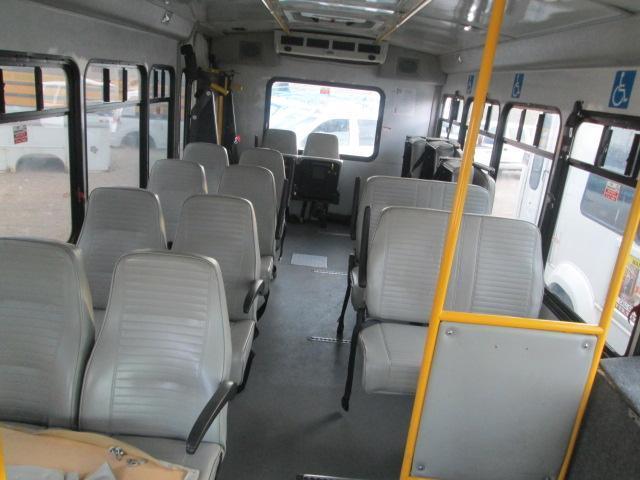 2007 FORD E450 SHUTTLE BUS