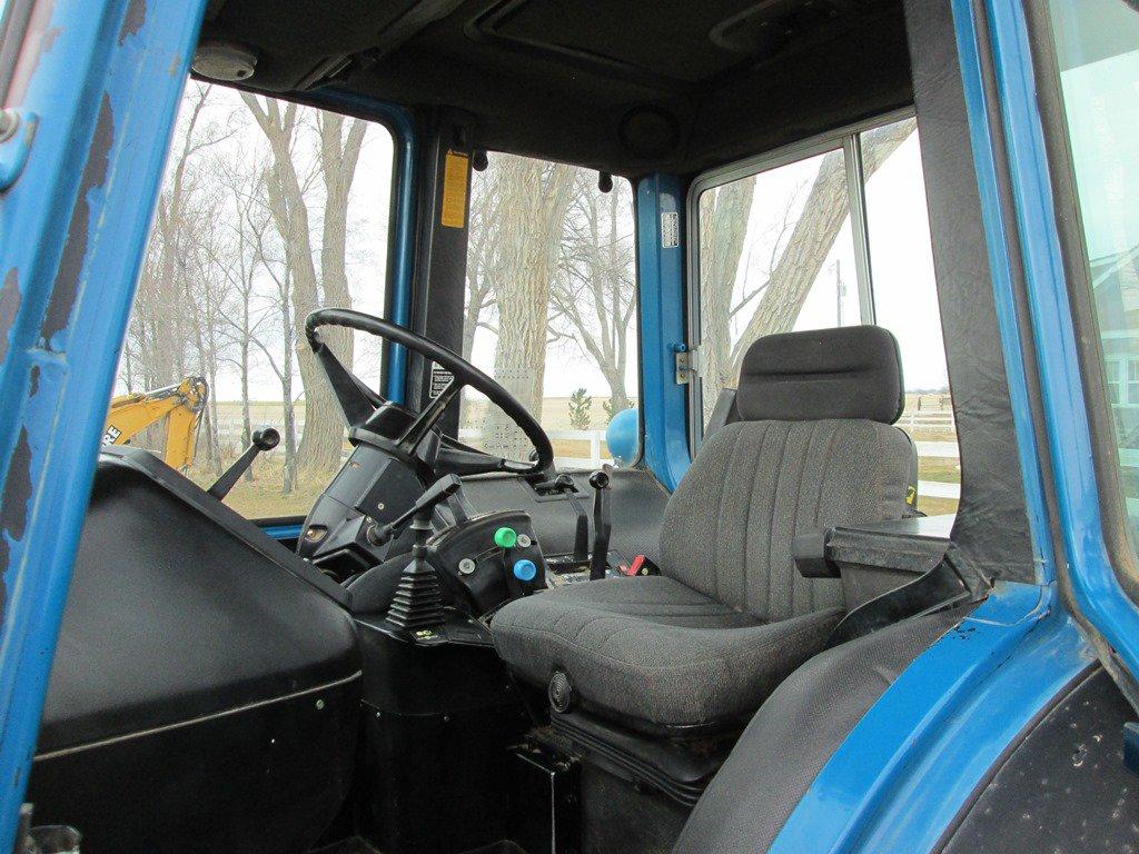 1992 Ford 8630 MFD Tractor