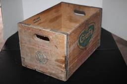 Graf's Premium Crate, Wood, Metal, 17" x 11 1/4" x 10 1/4"