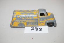 Vintage Tootsie Toy Truck, Metal, 3 1/4"