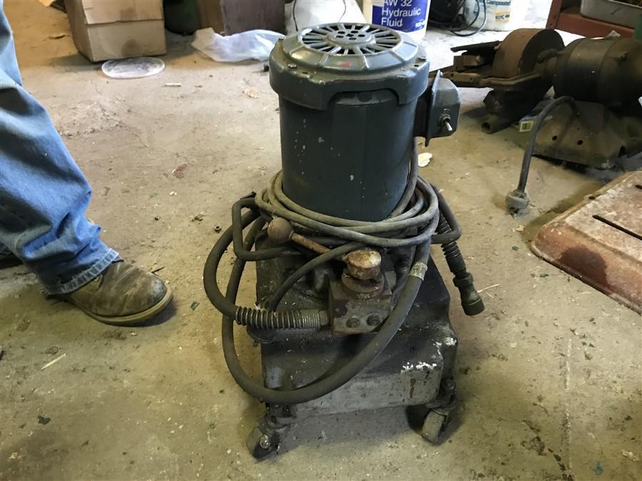 Unusual Antique Pump Possibly Hydraulic