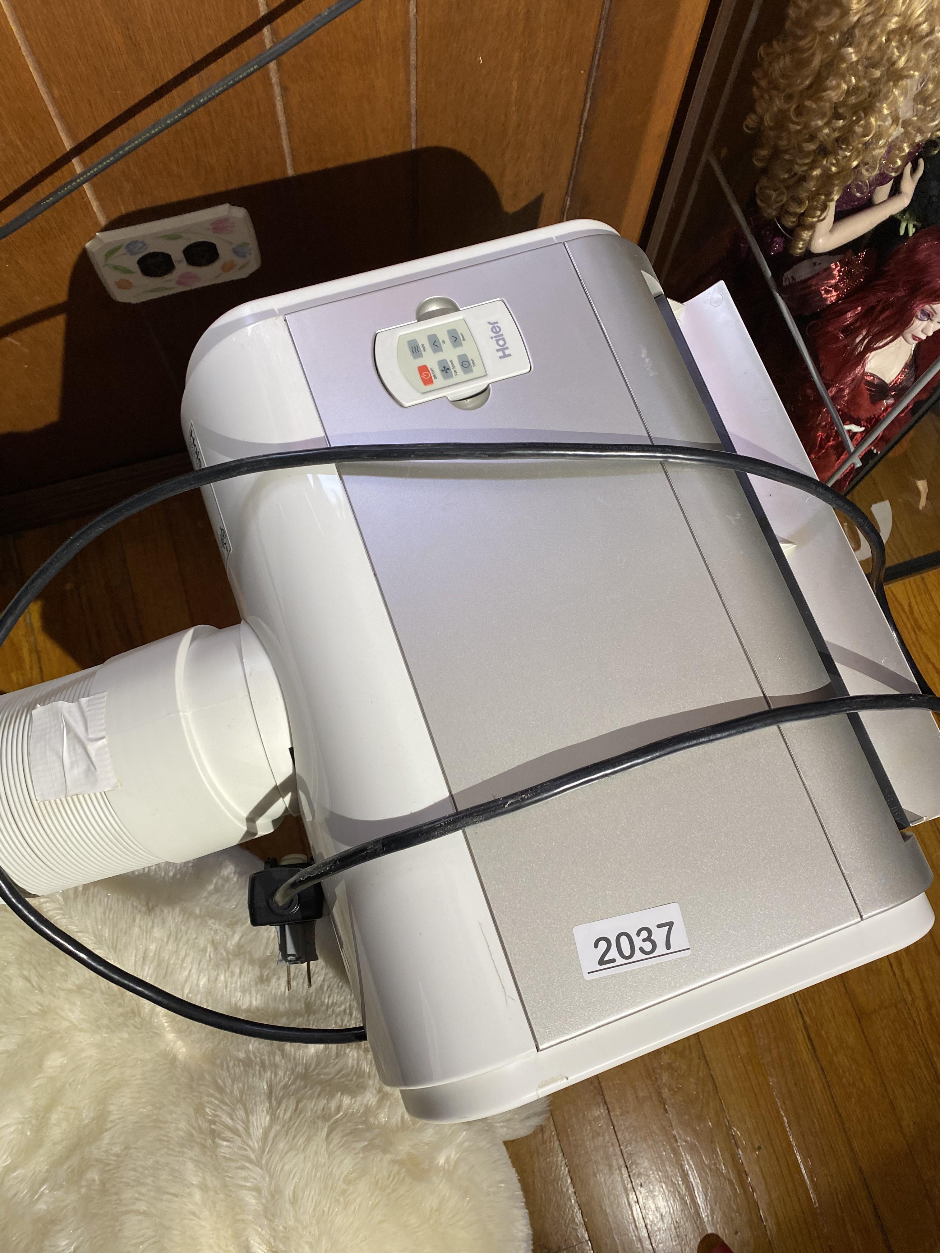 Haier Portable Air Conditioner Unit