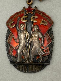 SOVIET RUSSIAN ORDER OF THE BADGE OF HONOR