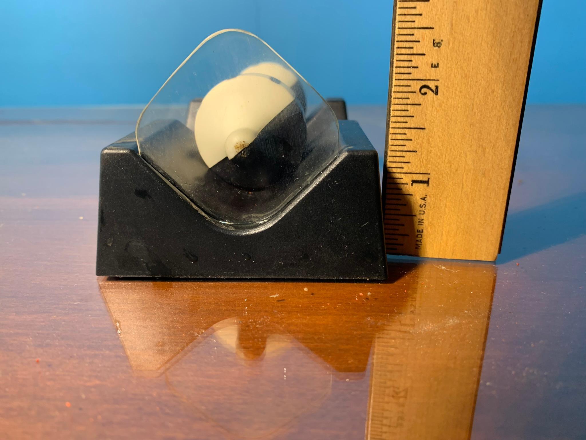 Magnetic Levitation Floating Desk Toy