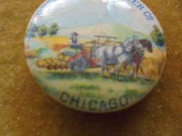 OLD "DEERING HARVESTER COMPANY" ADVERTISING PIN BACK BADGE OR BUTTON-GREAT GRAPHICS