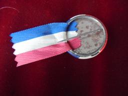 VINTAGE WORLD WAR TWO HOME FRONT "V-J DAY" PIN BACK WITH RIBBON-"FINAL VICTORY"