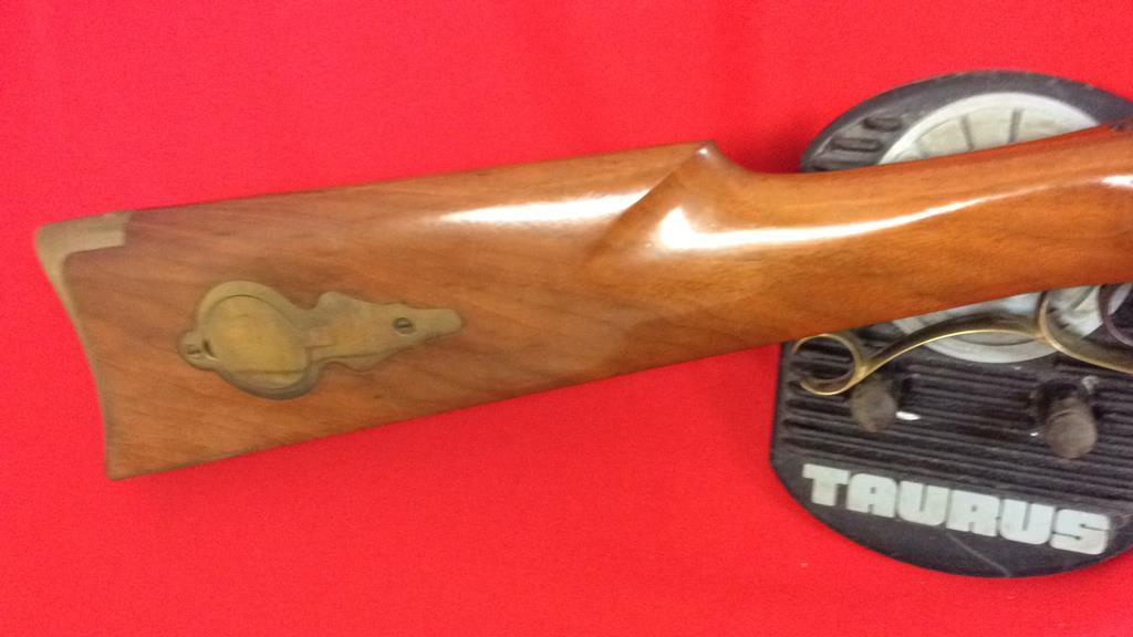 Thompson Center Seneca Rifle