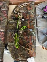Like new Bear compound bow with case