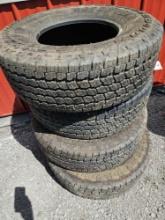 Set of 4 Wrangler 265/70R16 tires