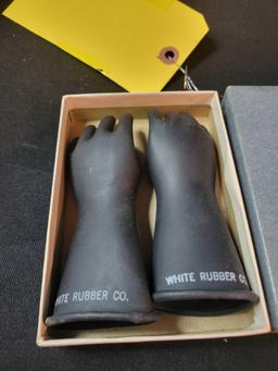 Vintage White Rubber Co. rubber glove advertising in box, salesman sample