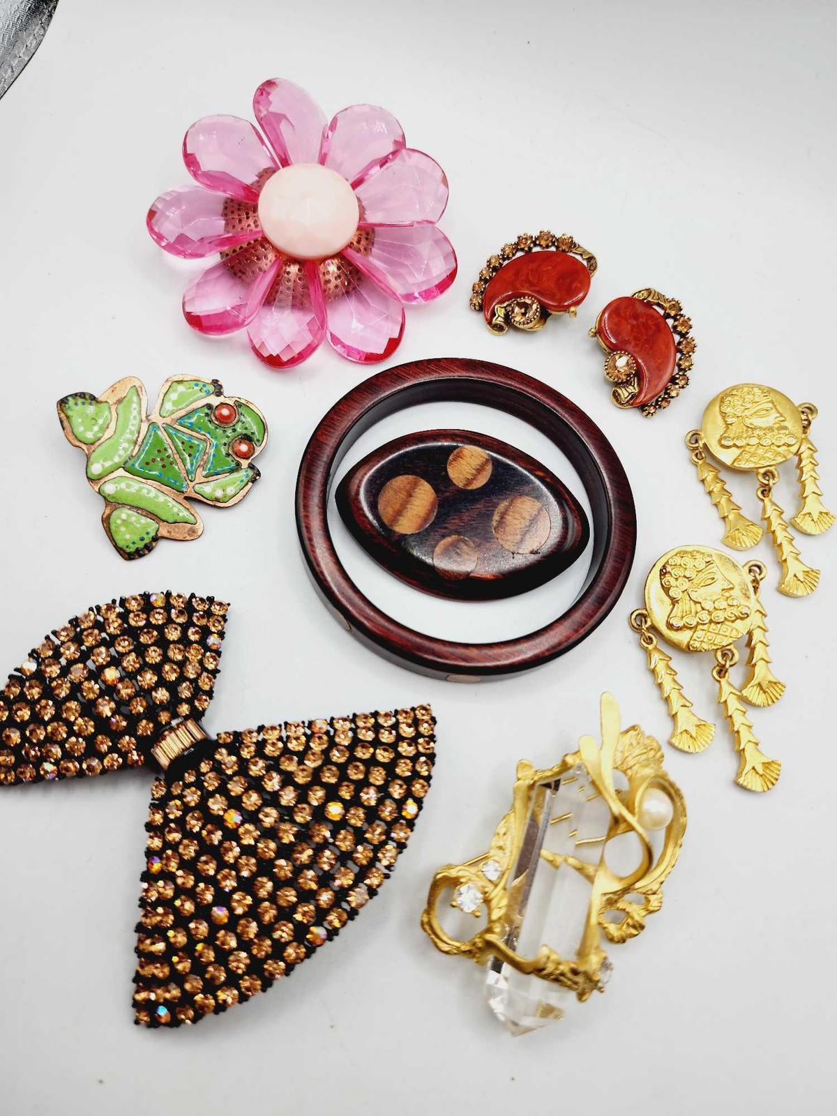 Unique costume jewelry lot: pins, earrings, bangle