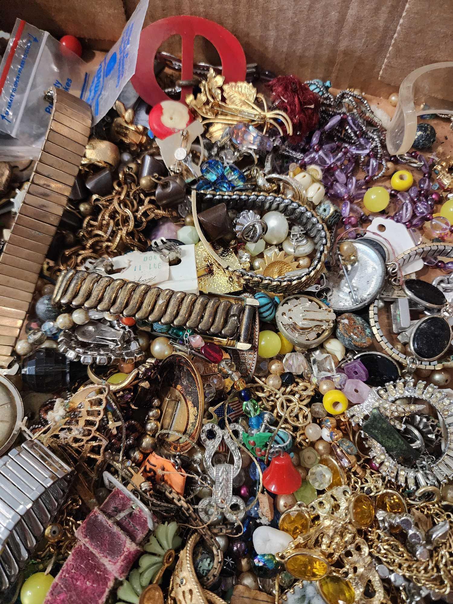 Box lot of vintage jewelry: watches, parts, loose pieces