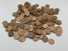 Large Grouping of Lincoln Head Wheat Cents