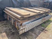 Pallet racking; 3 uprights 4ft. deep x 8ft. tall, 8 load beams 92in. x 3in.