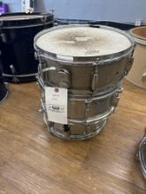 3 snare drums