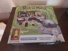 Rick & Morty Spaceship & Garage Set