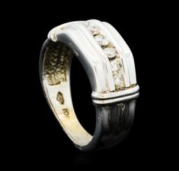 0.50 ctw Diamond Ring - 10KT White Gold