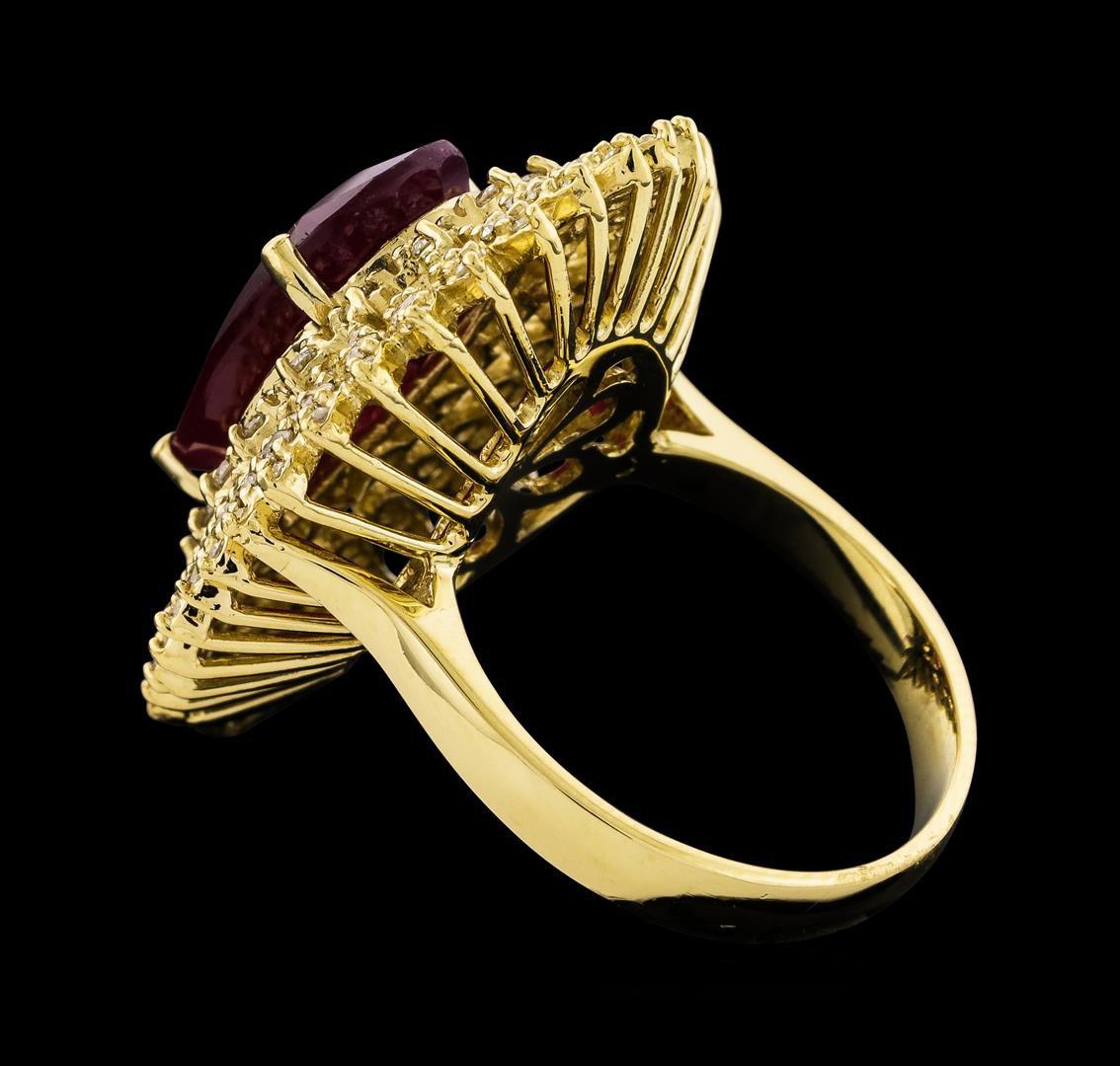7.73 ctw Ruby and Diamond Ring - 14KT Yellow Gold