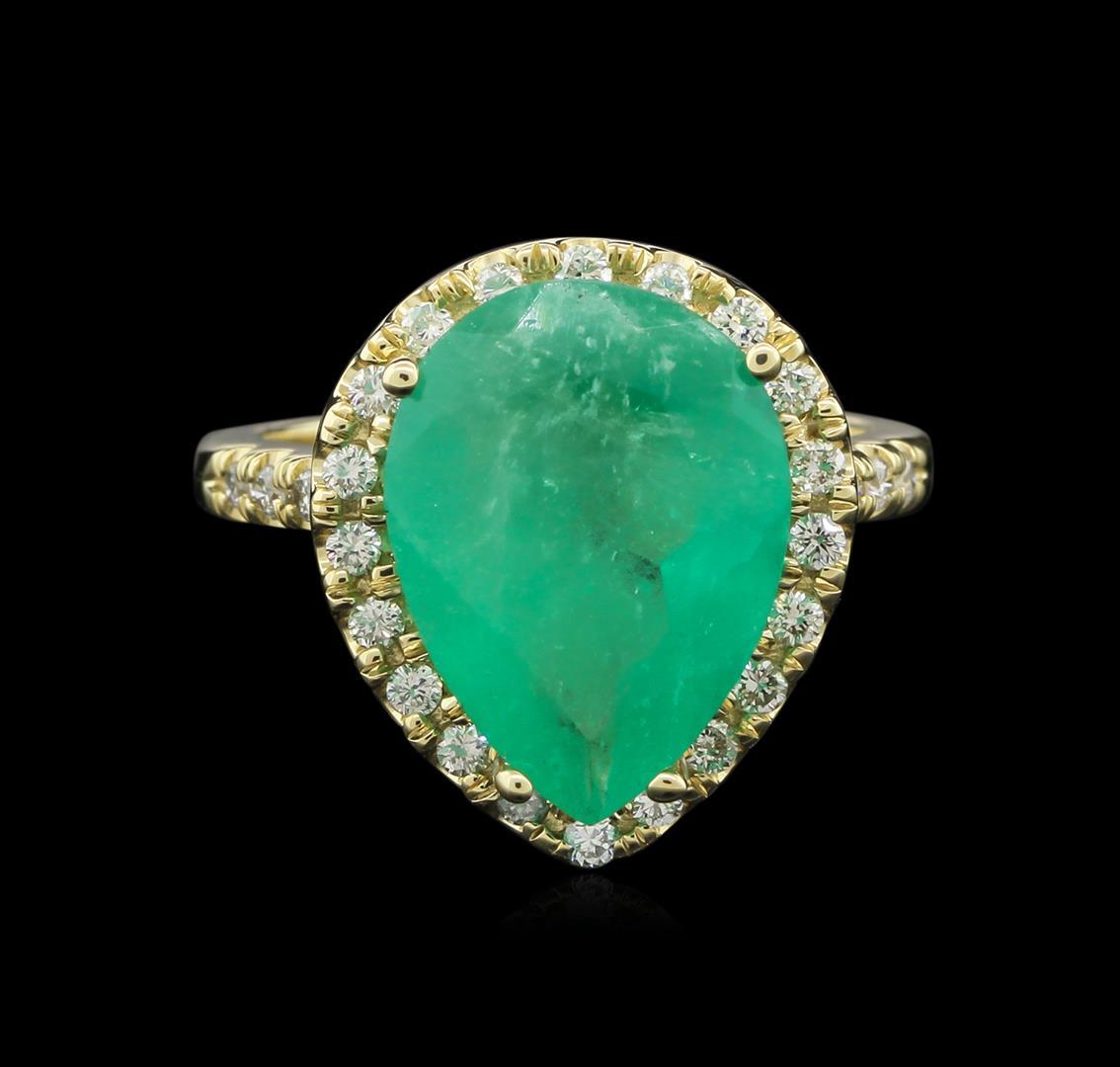 5.00 ctw Emerald and Diamond Ring - 14KT Yellow Gold