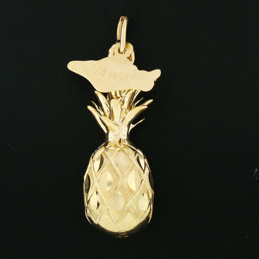 Crea 14k Gold Detailed Textured Diamond Cut 3D Pineapple Hawaii Charm Pendant