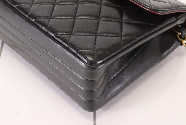 Chanel Black Quilted Lambskin Leather CC Turn-lock Small Flap Shoulder Bag