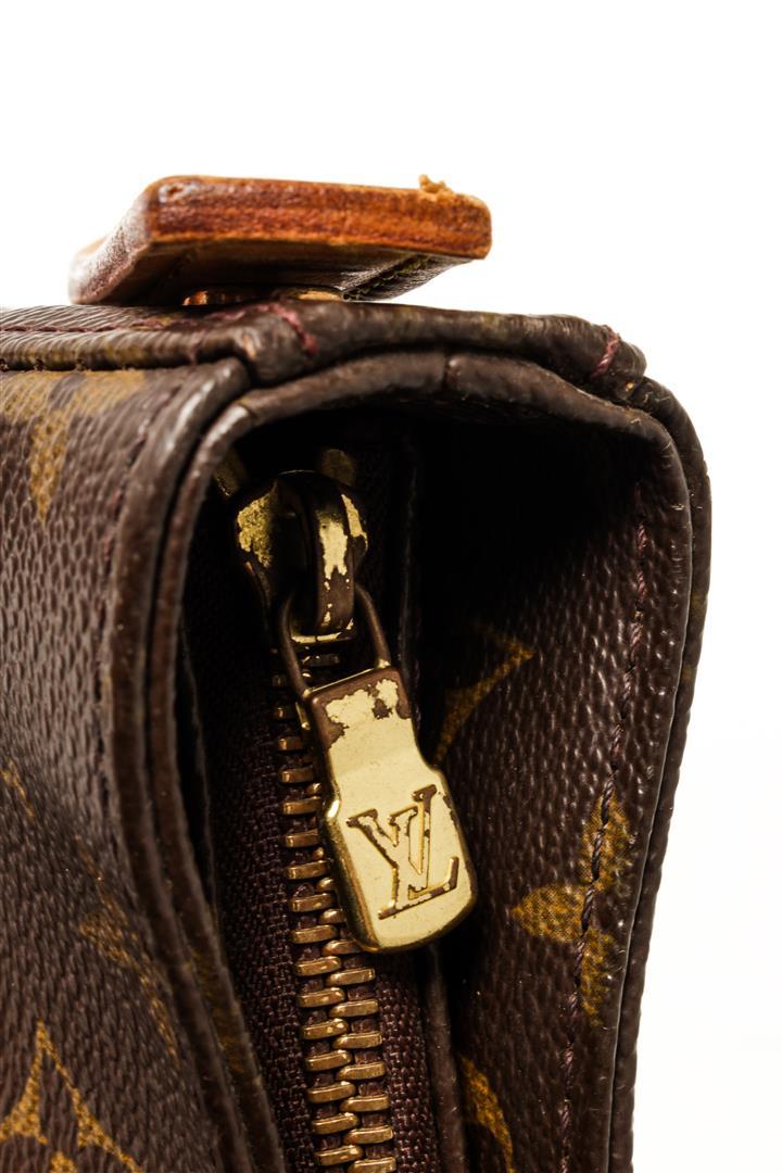 Louis Vuitton Monogram Looping GM Handbag