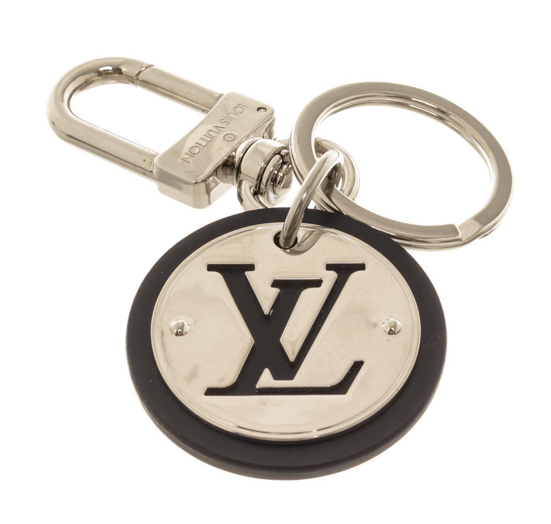 Louis Vuitton Metal Circle Cut Key Holder