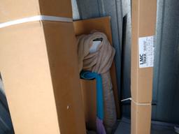 Contents Of 4ftX4ft X 8ft Tall Storage Unit  40/A4