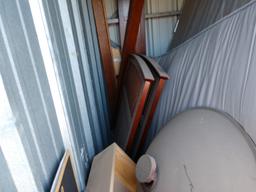Contents Of 4ftX8ft X 8ft Tall Storage Unit  16/T2