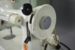 Vintage Singer Featherweight Sewing Machine