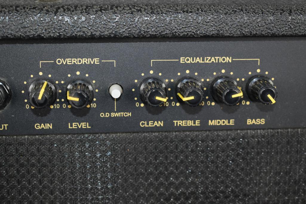 Dean Markley K-20X Amplifier