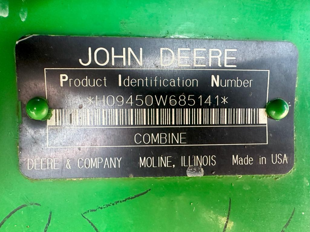 2000 John Deere 9450 combine, CHA, 24.5x32 drive tires, 3-spd hydro trans, Contour Master, chopper,
