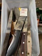Box of wood handle knives, and plastic handle knives