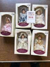 (5) dolly Porcelain COLLECTIBLE ORNAMENT