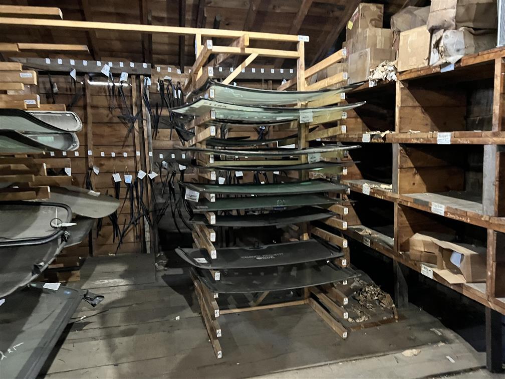 REMAINING AUTO PARTS INVENTORY IN ROOM