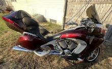 2008 VICTORY VISION TOURING MOTORCYCLE, 106 CU. IN., 1731CC,  31,607 MILES, VIN: 5VPS36D683007183