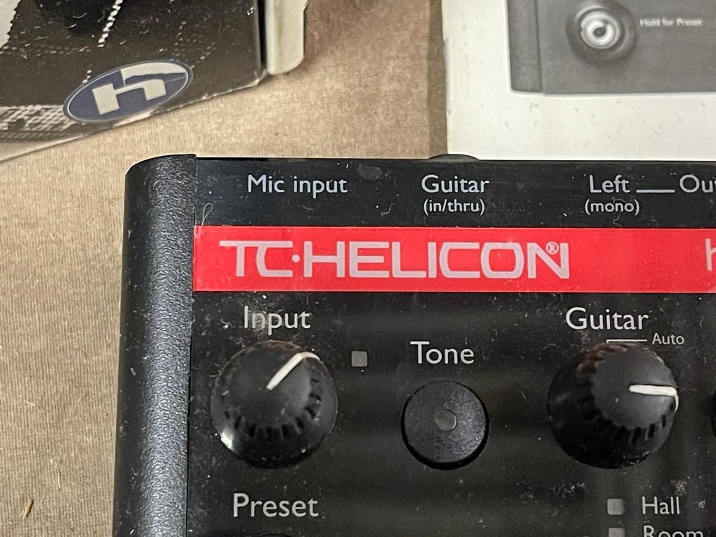 TC.Helicon Vocal Technologies Voicetone Harmony G In Box