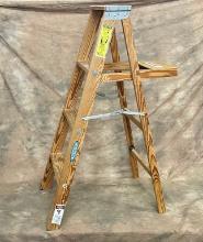 Warner Model W334 Four-Feet Step Ladder